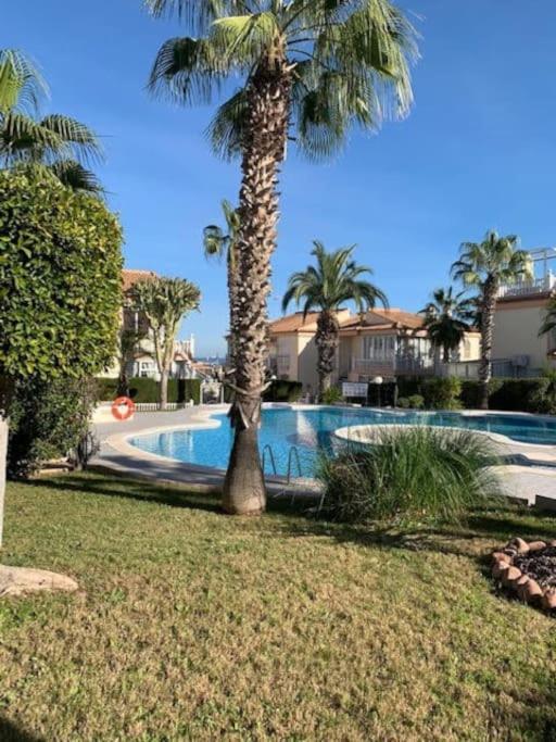 Schoenes Ferienbungalow In Los Altos Torrevieja Exterior photo